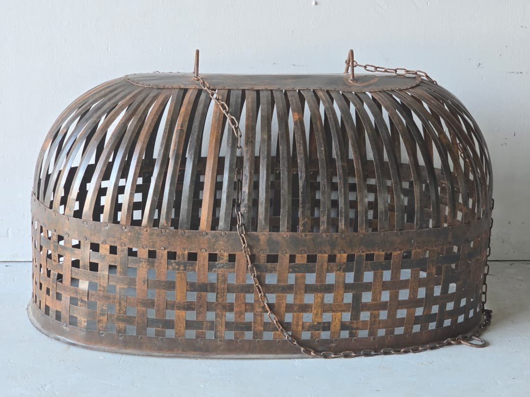 Rashmi Deepa — Radiance Iron Lamp - Image 1